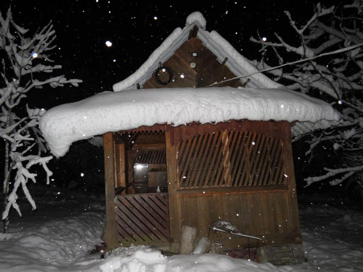 Holiday Home Tihiy Dvor Mîkulîciîn Exterior foto